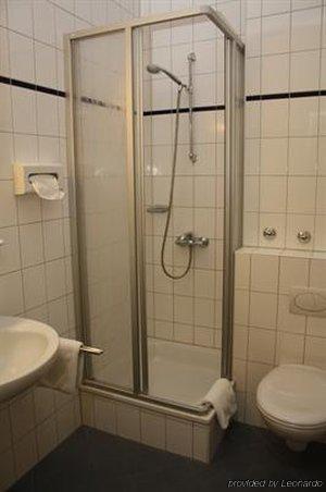 Hotel Cosima Vaterstetten Eksteriør billede