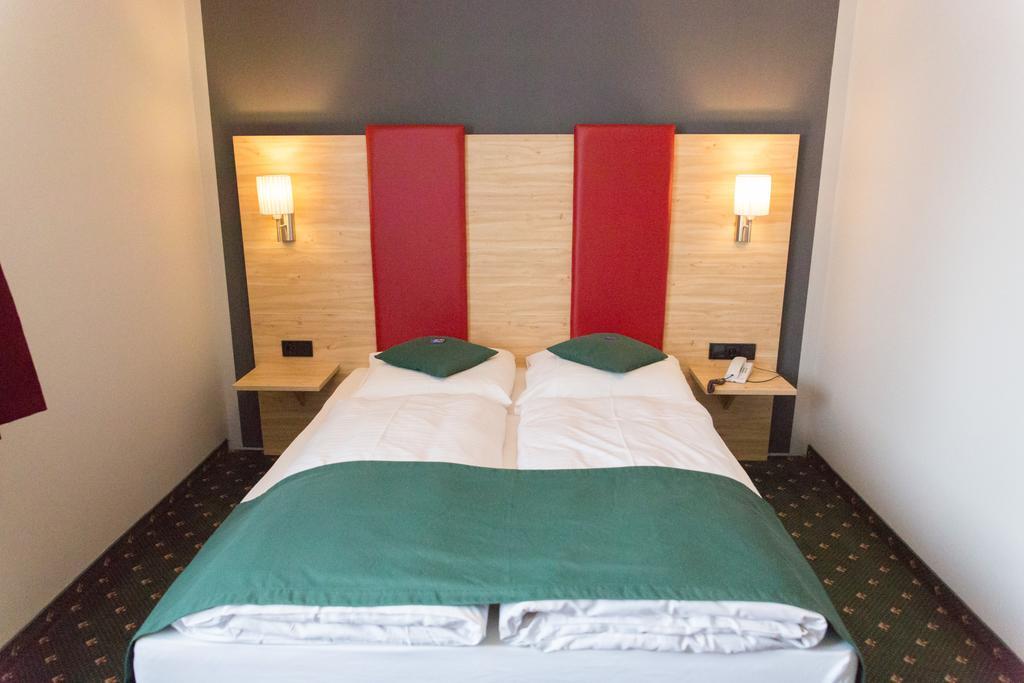 Hotel Cosima Vaterstetten Værelse billede