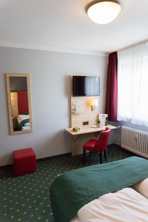 Hotel Cosima Vaterstetten Værelse billede
