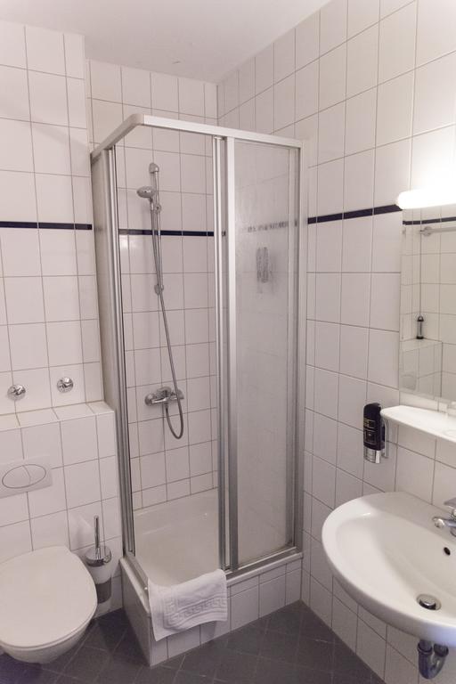 Hotel Cosima Vaterstetten Værelse billede